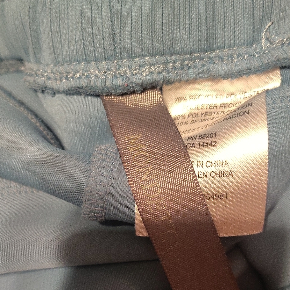 Mondetta Women's Athletic Blue Shorts - Picture 3 of 3